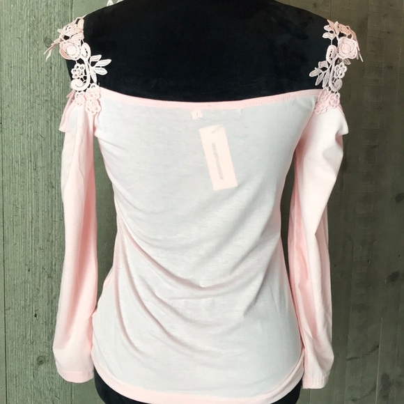 COLD SHOULDER LACE TOP - Picture 3 of 5